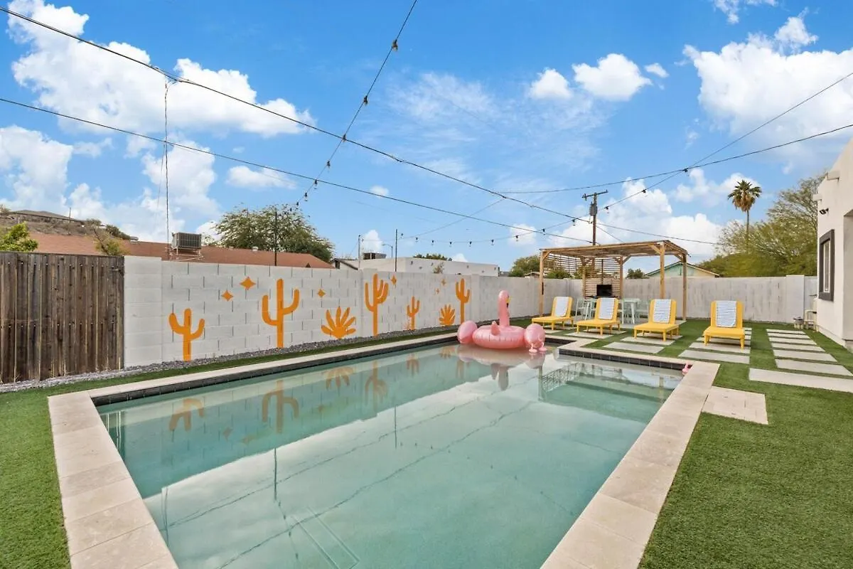 Heated Pool Game Room, Mountain Views Phoenix 0*,